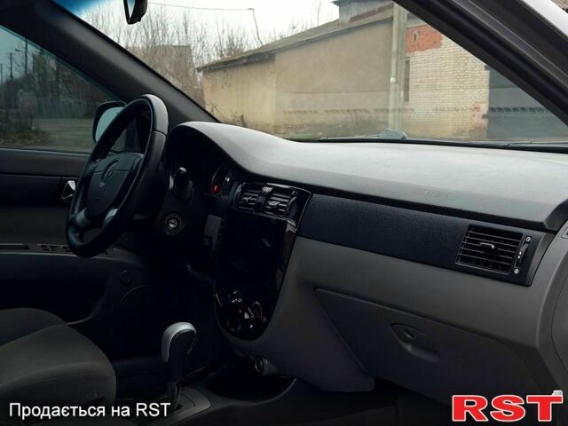 Серый Дэу Джентра, объемом двигателя 1.5 л и пробегом 160 тыс. км за 5850 $, фото 7 на Automoto.ua