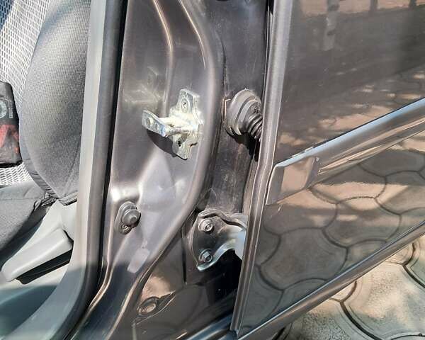 Серый Дэу Джентра, объемом двигателя 1.49 л и пробегом 49 тыс. км за 5999 $, фото 19 на Automoto.ua