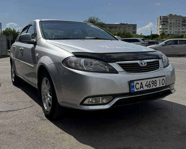 Сірий Деу Джентра, об'ємом двигуна 1.5 л та пробігом 187 тис. км за 4850 $, фото 2 на Automoto.ua
