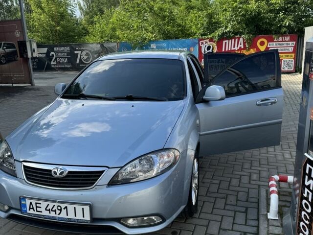 Синій Деу Джентра, об'ємом двигуна 1.5 л та пробігом 71 тис. км за 6300 $, фото 3 на Automoto.ua