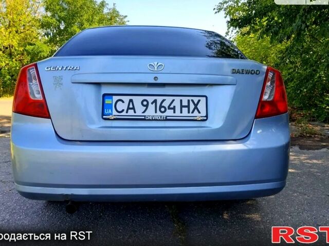 Синий Дэу Джентра, объемом двигателя 15 л и пробегом 170 тыс. км за 5200 $, фото 1 на Automoto.ua