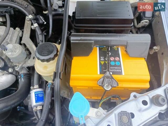 Синий Дэу Джентра, объемом двигателя 1.49 л и пробегом 147 тыс. км за 4900 $, фото 2 на Automoto.ua