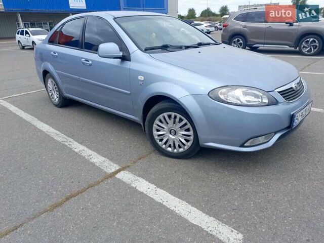 Синий Дэу Джентра, объемом двигателя 1.49 л и пробегом 147 тыс. км за 4900 $, фото 7 на Automoto.ua