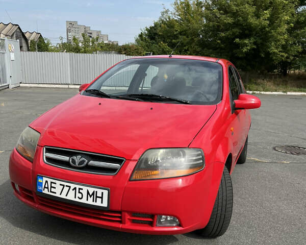 Красный Дэу Калос, объемом двигателя 1.4 л и пробегом 220 тыс. км за 3000 $, фото 1 на Automoto.ua