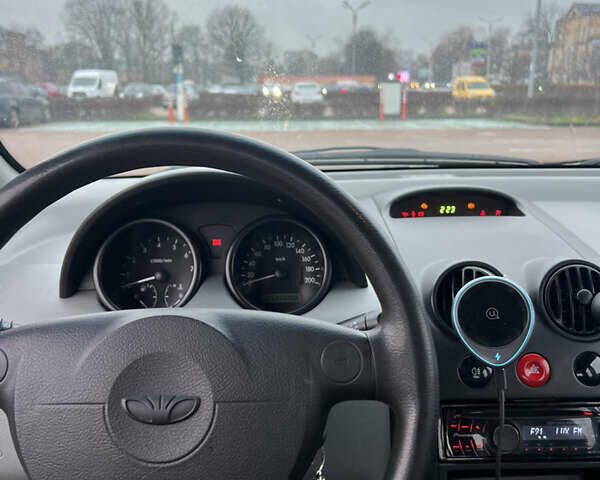 Жовтий Деу Калос, об'ємом двигуна 1.2 л та пробігом 157 тис. км за 2700 $, фото 24 на Automoto.ua