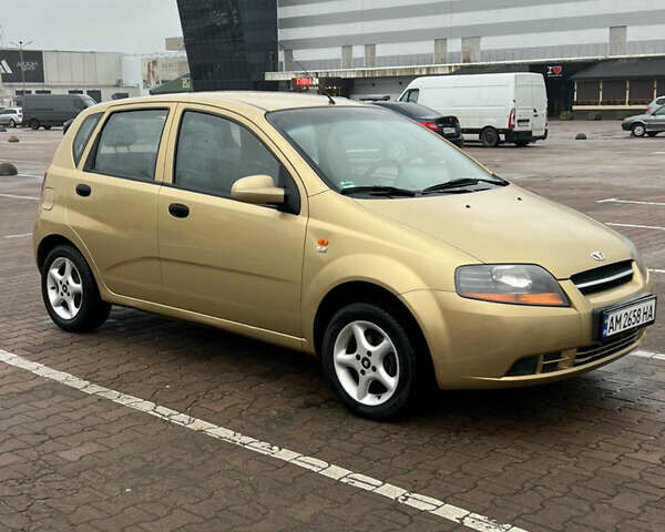 Жовтий Деу Калос, об'ємом двигуна 1.2 л та пробігом 157 тис. км за 2700 $, фото 20 на Automoto.ua