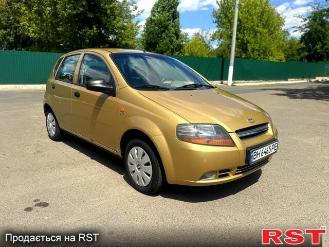 Желтый Дэу Калос, объемом двигателя 1.2 л и пробегом 120 тыс. км за 3600 $, фото 1 на Automoto.ua