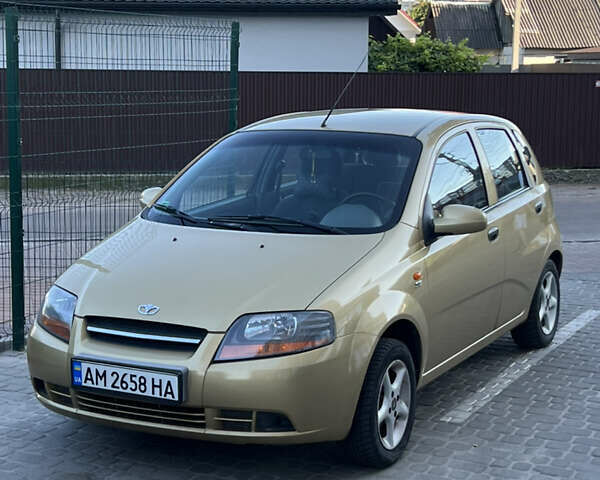 Жовтий Деу Калос, об'ємом двигуна 1.2 л та пробігом 157 тис. км за 2700 $, фото 31 на Automoto.ua