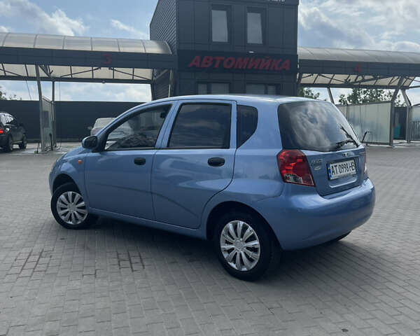 Синий Дэу Калос, объемом двигателя 1.4 л и пробегом 160 тыс. км за 3500 $, фото 4 на Automoto.ua