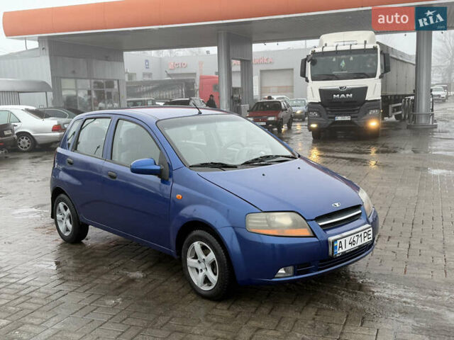 Синий Дэу Калос, объемом двигателя 1.4 л и пробегом 118 тыс. км за 2650 $, фото 2 на Automoto.ua
