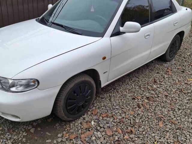 Белый Дэу Лачетти, объемом двигателя 1.6 л и пробегом 171 тыс. км за 2500 $, фото 3 на Automoto.ua