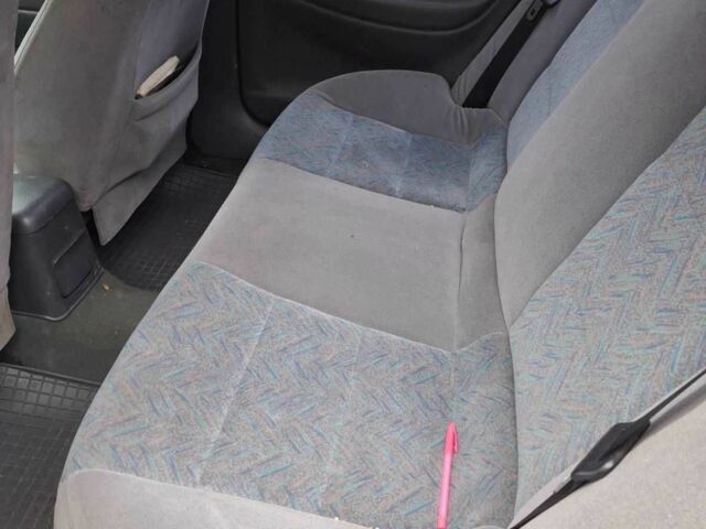 Белый Дэу Лачетти, объемом двигателя 1.6 л и пробегом 171 тыс. км за 2500 $, фото 8 на Automoto.ua