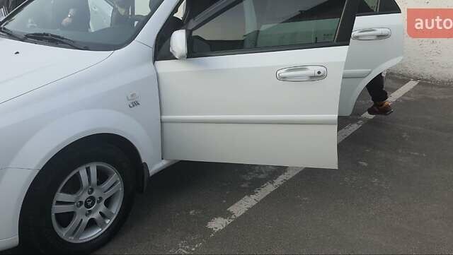 Дэу Лачетти, объемом двигателя 1.8 л и пробегом 115 тыс. км за 5000 $, фото 5 на Automoto.ua