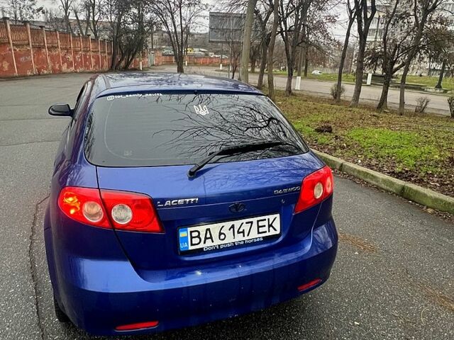 Синий Дэу Лачетти, объемом двигателя 1.4 л и пробегом 150 тыс. км за 4000 $, фото 5 на Automoto.ua