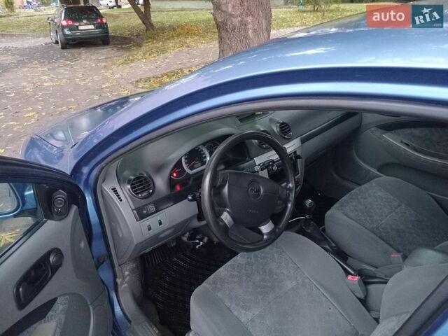 Синій Деу Лачетті, об'ємом двигуна 1.6 л та пробігом 273 тис. км за 2800 $, фото 4 на Automoto.ua