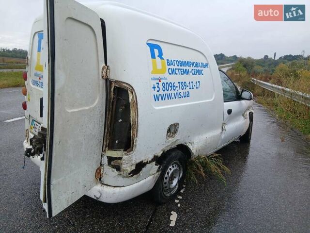 Білий Деу Ланос, об'ємом двигуна 1.6 л та пробігом 289 тис. км за 900 $, фото 1 на Automoto.ua