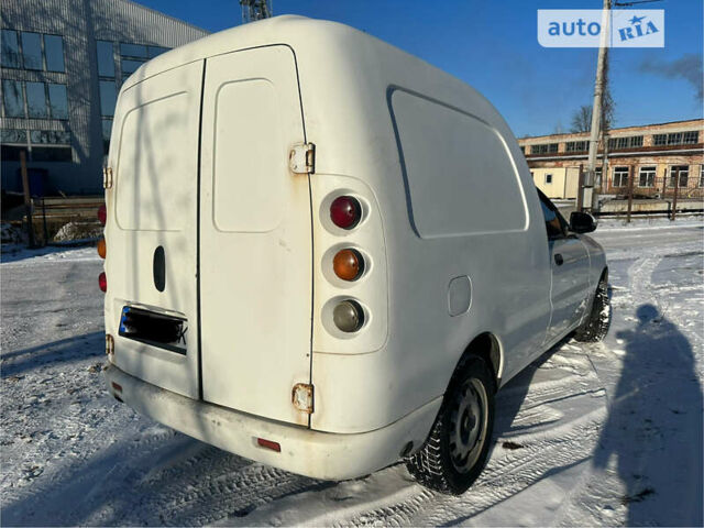 Белый Дэу Ланос, объемом двигателя 1.6 л и пробегом 407 тыс. км за 2500 $, фото 2 на Automoto.ua