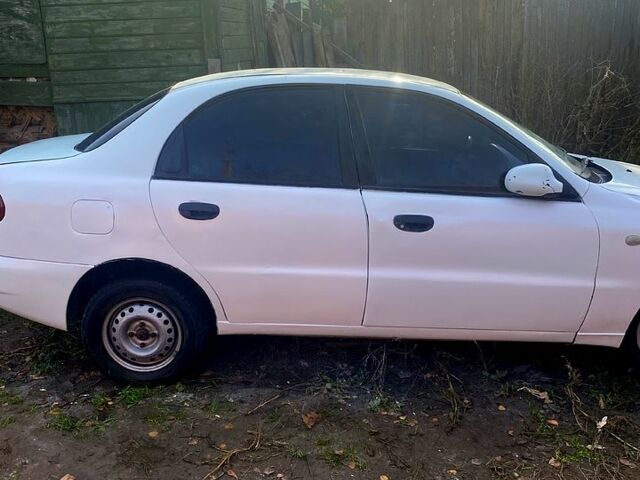 Белый Дэу Ланос, объемом двигателя 1.5 л и пробегом 200 тыс. км за 1000 $, фото 4 на Automoto.ua
