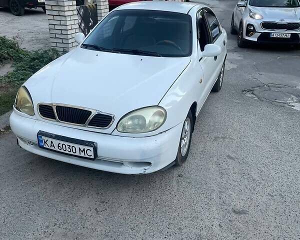 Дэу Ланос 1998 в Киеве на Automoto.ua Белый Дэу Ланос, объемом двигателя 1.5 л и пробегом 363 тыс. км за 1800 $, фото 4 на Automoto.ua