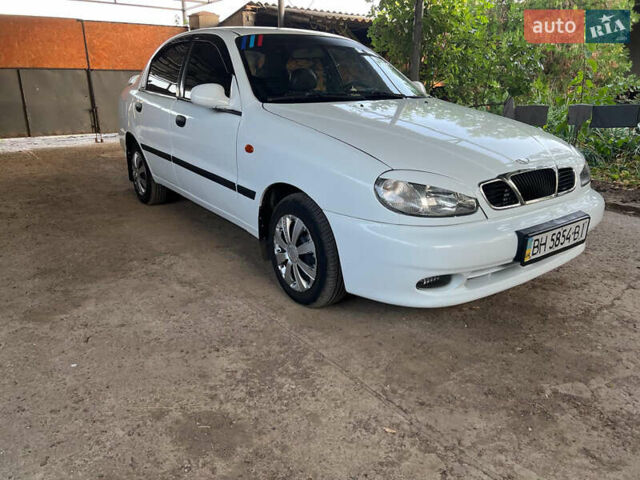 Белый Дэу Ланос, объемом двигателя 1.5 л и пробегом 160 тыс. км за 2200 $, фото 4 на Automoto.ua