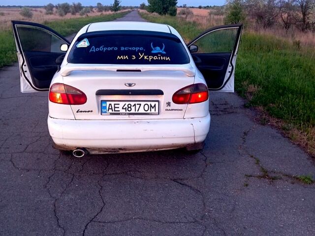 Белый Дэу Ланос, объемом двигателя 1.5 л и пробегом 365 тыс. км за 1200 $, фото 1 на Automoto.ua
