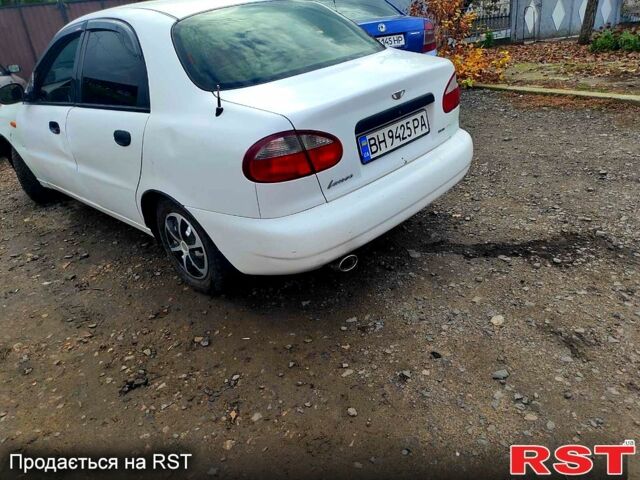 Белый Дэу Ланос, объемом двигателя 1.5 л и пробегом 300 тыс. км за 800 $, фото 1 на Automoto.ua