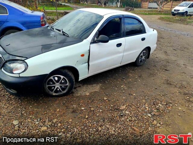 Белый Дэу Ланос, объемом двигателя 1.5 л и пробегом 300 тыс. км за 800 $, фото 4 на Automoto.ua