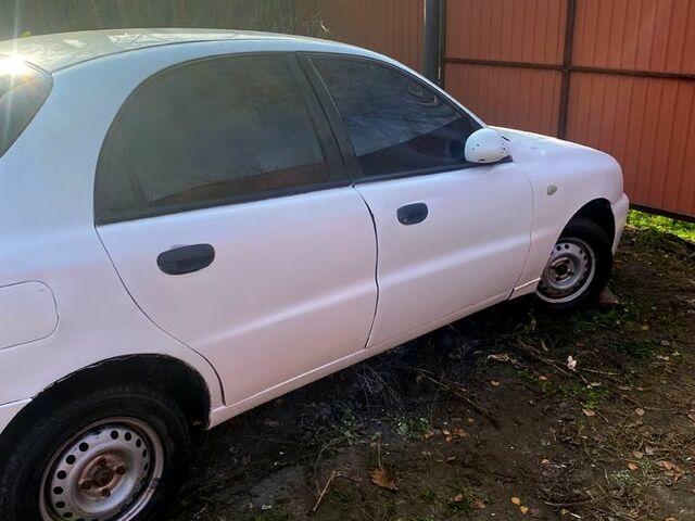 Белый Дэу Ланос, объемом двигателя 1.5 л и пробегом 200 тыс. км за 1000 $, фото 2 на Automoto.ua