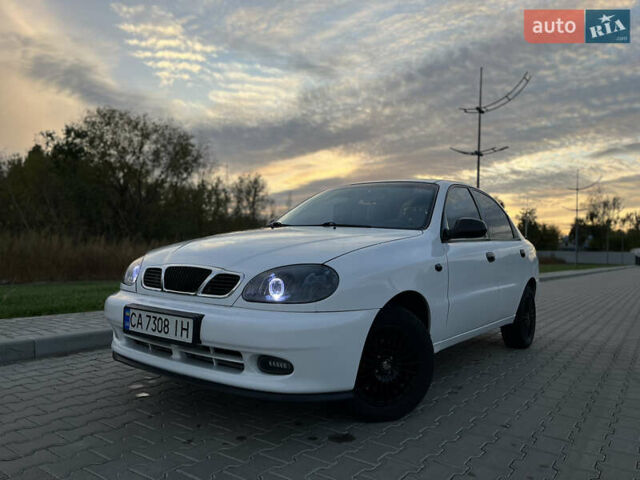 Белый Дэу Ланос, объемом двигателя 1.5 л и пробегом 230 тыс. км за 3400 $, фото 6 на Automoto.ua