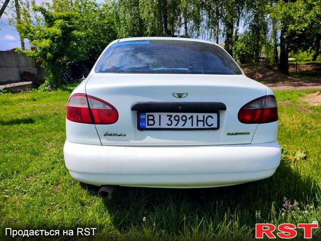Белый Дэу Ланос, объемом двигателя 1.5 л и пробегом 200 тыс. км за 1700 $, фото 3 на Automoto.ua