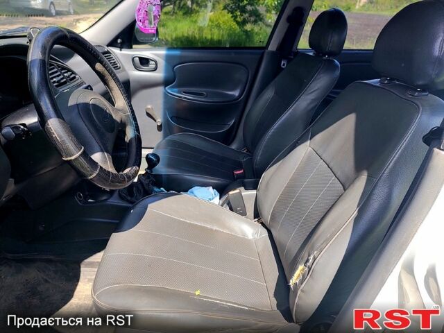 Белый Дэу Ланос, объемом двигателя 1.5 л и пробегом 200 тыс. км за 1700 $, фото 9 на Automoto.ua