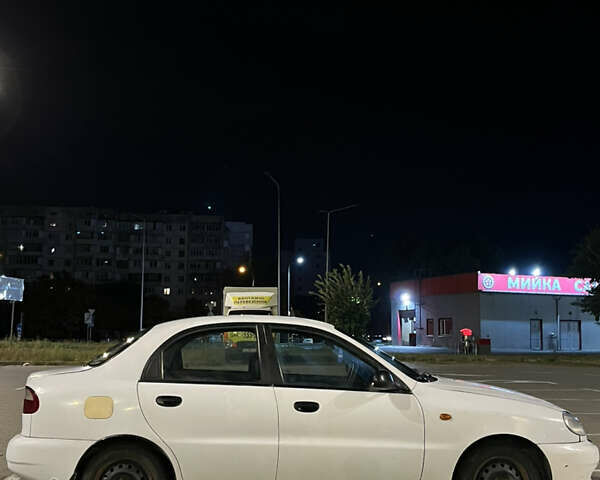 Белый Дэу Ланос, объемом двигателя 1.5 л и пробегом 340 тыс. км за 1400 $, фото 7 на Automoto.ua
