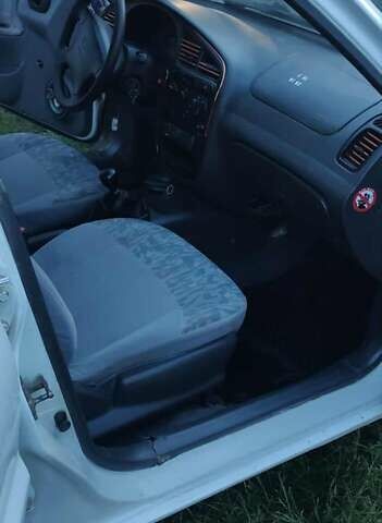 Білий Деу Ланос, об'ємом двигуна 1.3 л та пробігом 270 тис. км за 999 $, фото 2 на Automoto.ua