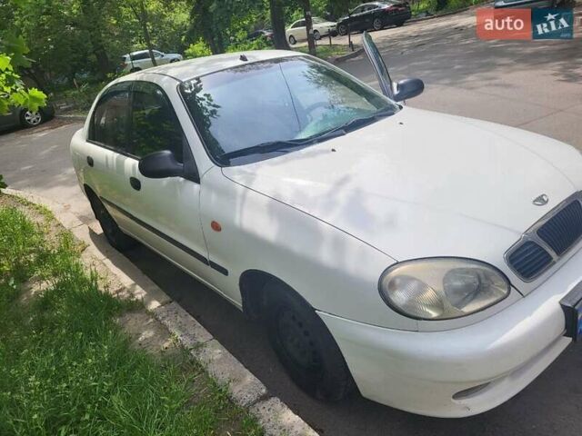 Белый Дэу Ланос, объемом двигателя 1.5 л и пробегом 227 тыс. км за 2500 $, фото 4 на Automoto.ua
