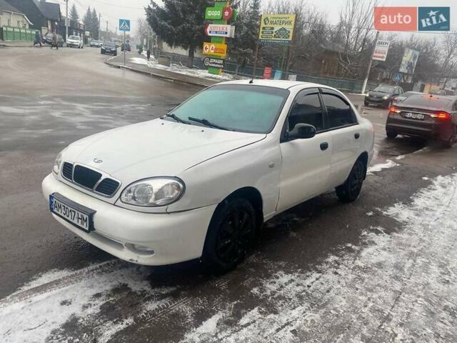 Белый Дэу Ланос, объемом двигателя 1.5 л и пробегом 255 тыс. км за 1500 $, фото 3 на Automoto.ua