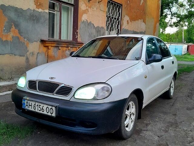Белый Дэу Ланос, объемом двигателя 1.5 л и пробегом 120 тыс. км за 1350 $, фото 2 на Automoto.ua