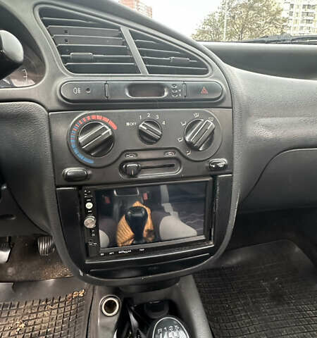 Білий Деу Ланос, об'ємом двигуна 1.5 л та пробігом 556 тис. км за 1800 $, фото 8 на Automoto.ua