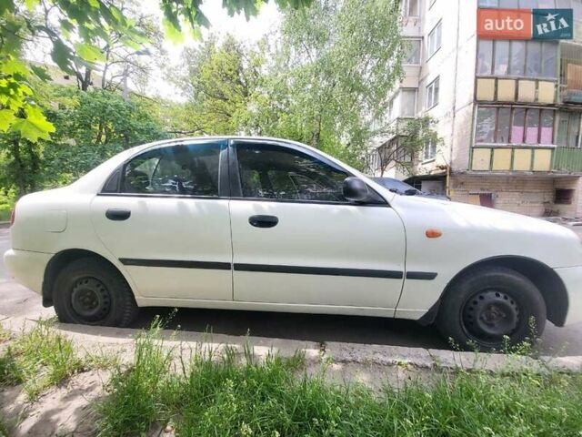 Белый Дэу Ланос, объемом двигателя 1.5 л и пробегом 227 тыс. км за 2500 $, фото 3 на Automoto.ua