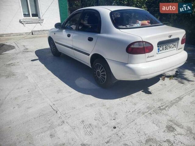 Белый Дэу Ланос, объемом двигателя 1.5 л и пробегом 175 тыс. км за 2200 $, фото 1 на Automoto.ua