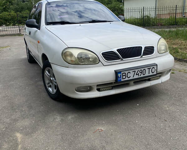 Белый Дэу Ланос, объемом двигателя 1.5 л и пробегом 207 тыс. км за 2200 $, фото 4 на Automoto.ua