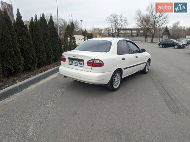 Дэу Ланос 2003 в Днепре (Днепропетровске) на Automoto.ua Белый Дэу Ланос, объемом двигателя 1.5 л и пробегом 200 тыс. км за 2200 $, фото 3 на Automoto.ua