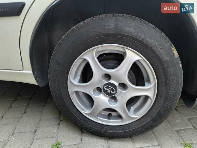 Білий Деу Ланос, об'ємом двигуна 1.5 л та пробігом 355 тис. км за 2600 $, фото 6 на Automoto.ua