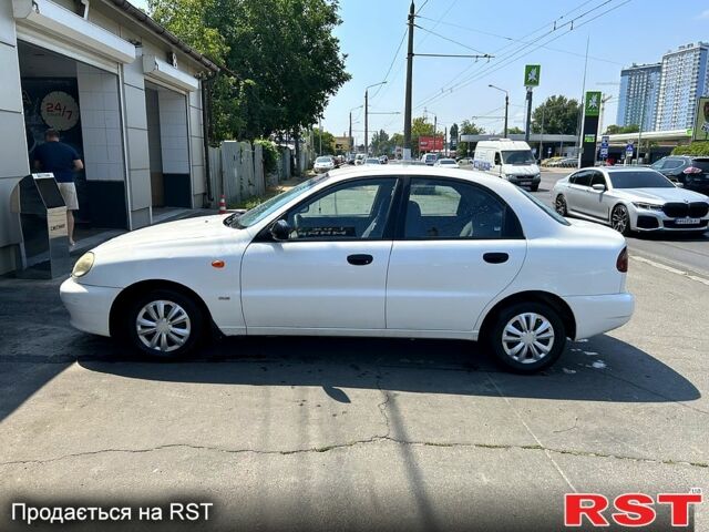 Белый Дэу Ланос, объемом двигателя 1.5 л и пробегом 245 тыс. км за 2200 $, фото 4 на Automoto.ua