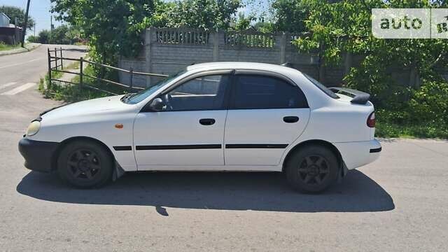 Белый Дэу Ланос, объемом двигателя 1.5 л и пробегом 170 тыс. км за 1350 $, фото 8 на Automoto.ua