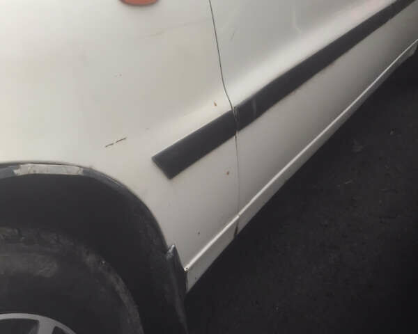 Белый Дэу Ланос, объемом двигателя 1.5 л и пробегом 353 тыс. км за 2200 $, фото 4 на Automoto.ua