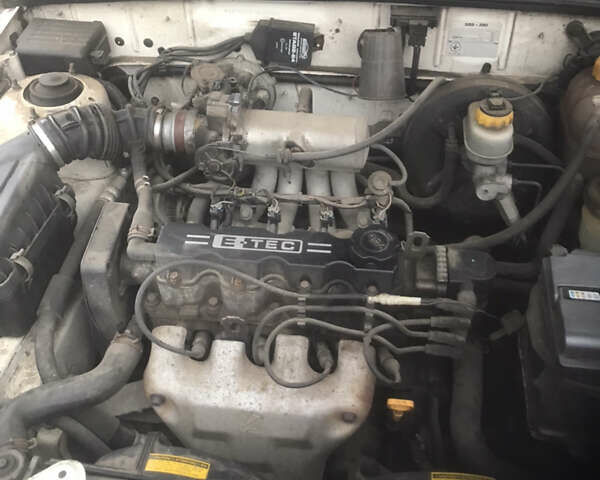 Белый Дэу Ланос, объемом двигателя 1.5 л и пробегом 353 тыс. км за 2200 $, фото 12 на Automoto.ua