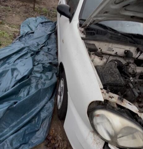 Белый Дэу Ланос, объемом двигателя 1.5 л и пробегом 1 тыс. км за 900 $, фото 5 на Automoto.ua