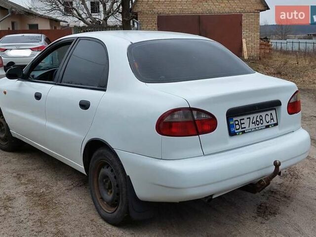 Белый Дэу Ланос, объемом двигателя 1.5 л и пробегом 355 тыс. км за 2500 $, фото 3 на Automoto.ua
