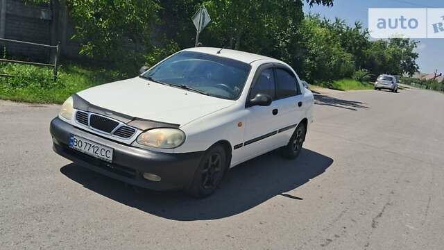 Белый Дэу Ланос, объемом двигателя 1.5 л и пробегом 170 тыс. км за 1350 $, фото 5 на Automoto.ua