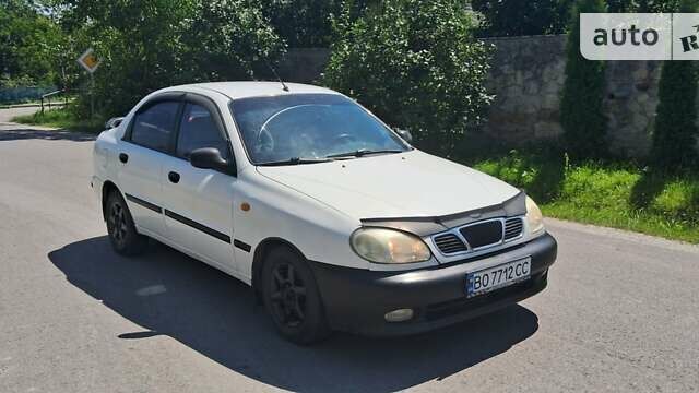 Белый Дэу Ланос, объемом двигателя 1.5 л и пробегом 170 тыс. км за 1350 $, фото 2 на Automoto.ua